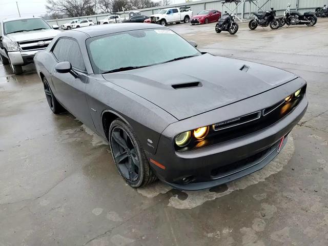 2015 Dodge Challenger - Image 11