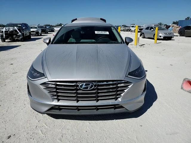 2023 Hyundai Sonata - Image 11