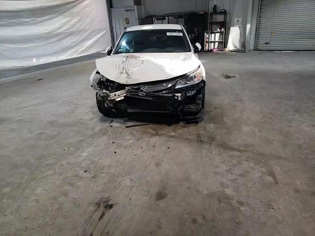 2017 Honda Accord - Image 11