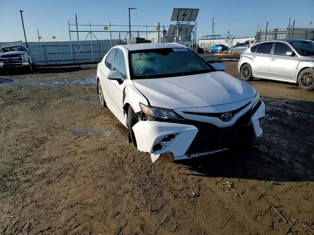 2018 Toyota Camry - Image 11