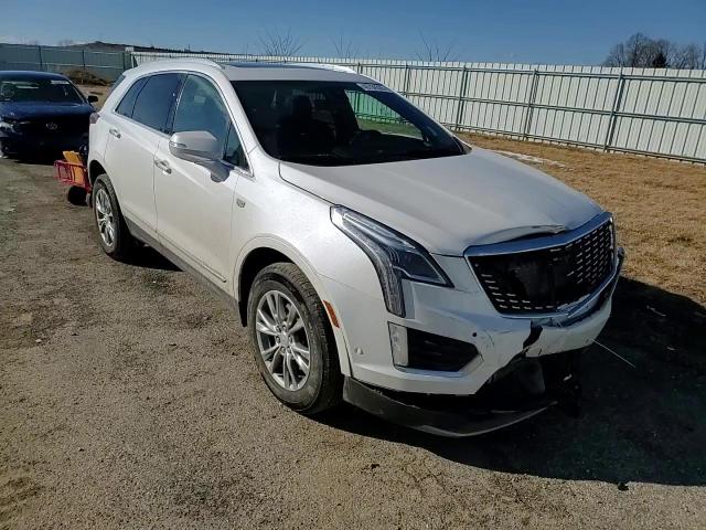 2022 Cadillac XT5 - Image 11