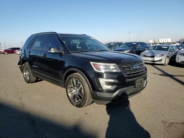 2016 Ford Explorer - Image 12