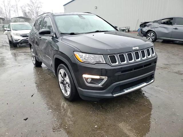 2019 Jeep Compass - Image 13