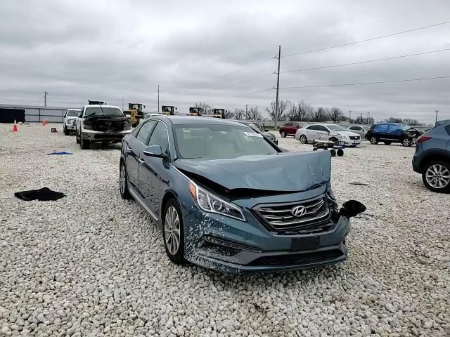 2015 Hyundai Sonata - Image 11