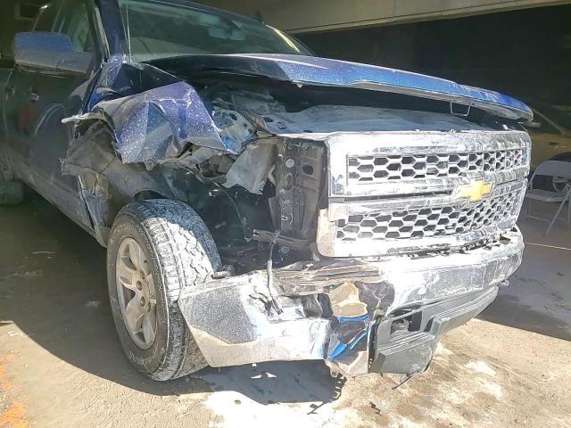 2015 Chevrolet Silverado - Image 11