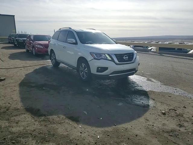 2018 Nissan Pathfinder - Image 13