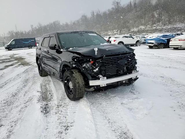 2021 Ford Explorer - Image 11