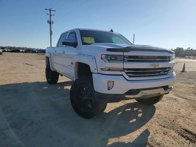 2017 Chevrolet Silverado - Image 11