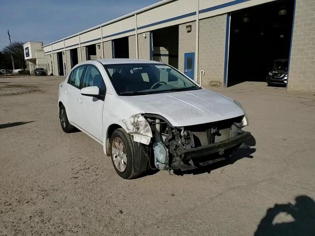 2009 Nissan Sentra - Image 11