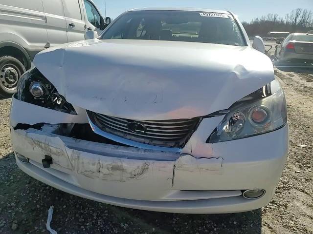 2009 Lexus ES - Image 10