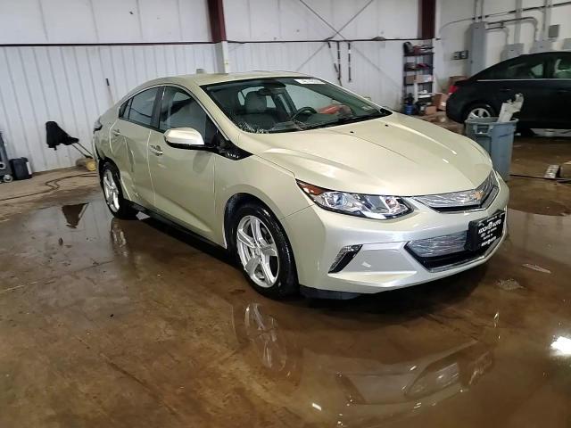 2017 Chevrolet Volt - Image 13