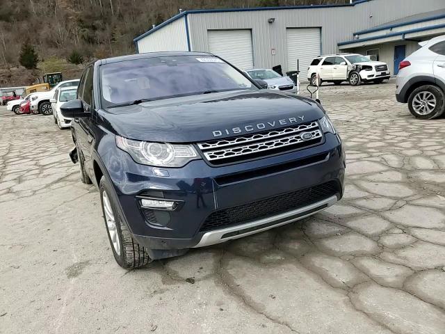 2017 Land Rover Discovery - Image 12