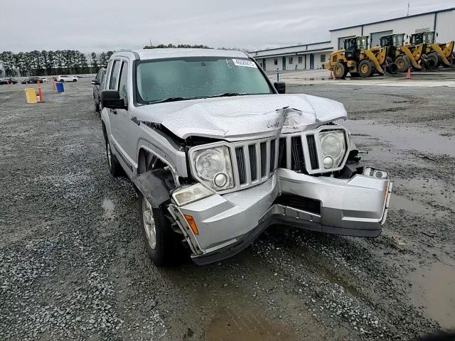 2012 Jeep Liberty (North America) - Image 12