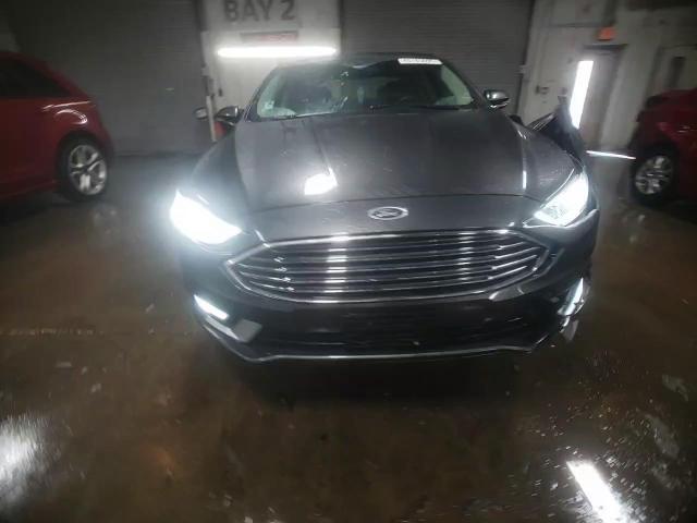 2018 Ford Fusion - Image 13