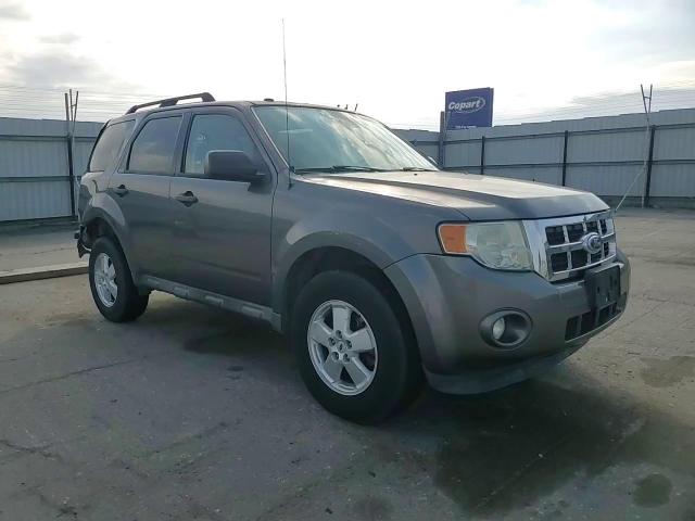 2011 Ford Escape - Image 11