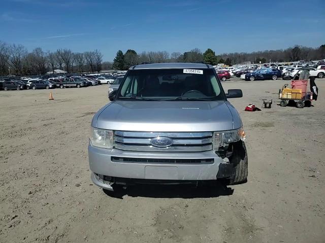 2010 Ford Flex - Image 11