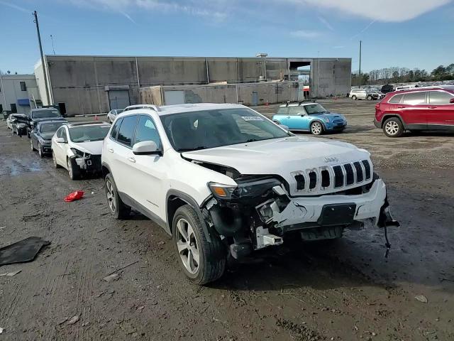 2019 Jeep Grand Cherokee - Image 11