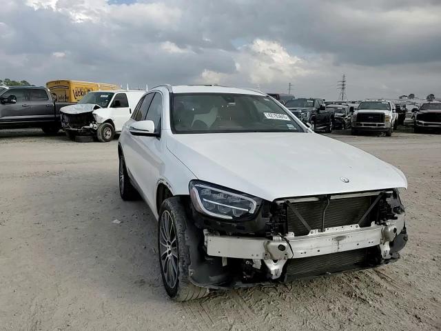 2020 Mercedes-Benz GLC - Image 12