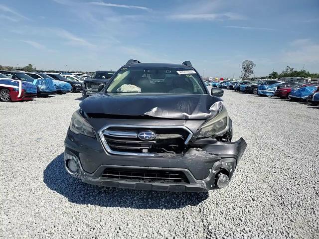 2019 Subaru Outback - Image 12