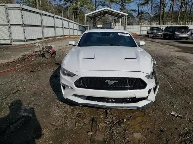 2021 Ford Mustang - Image 13