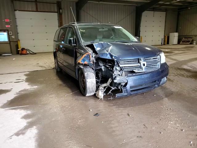 2008 Dodge Caravan - Image 11