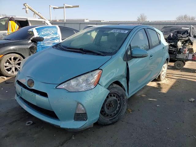 2013 Toyota Prius - Image 12