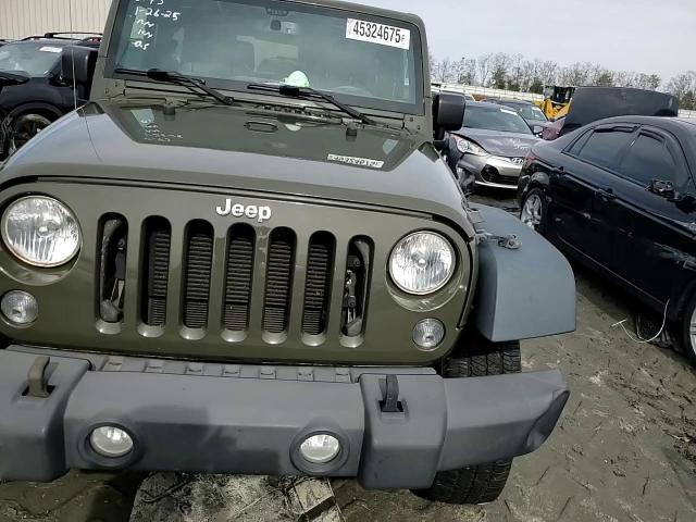 2015 Jeep Wrangler - Image 11