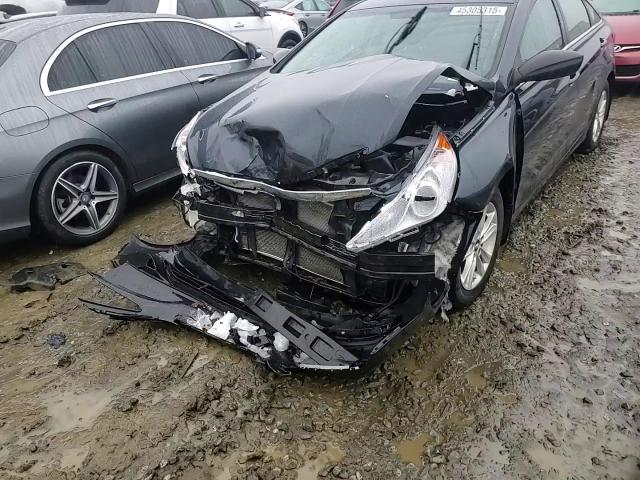 2013 Hyundai Sonata - Image 11