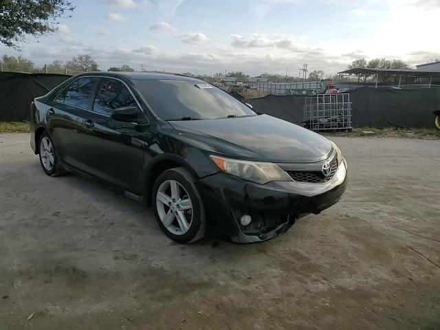 2013 Toyota Camry - Image 11
