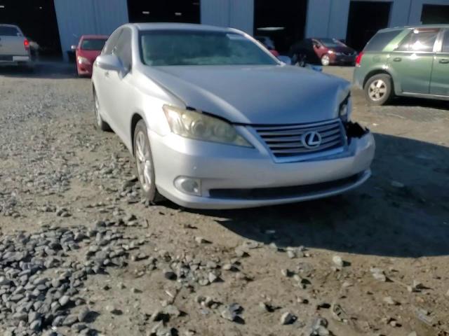 2011 Lexus ES - Image 11