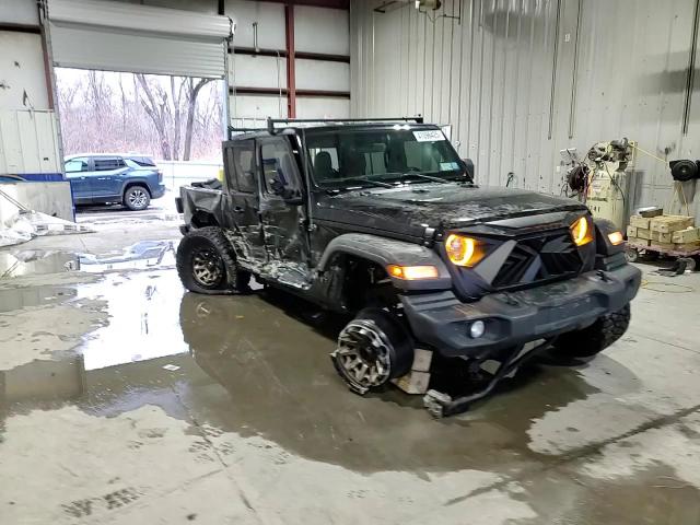 2021 Jeep Gladiator - Image 11