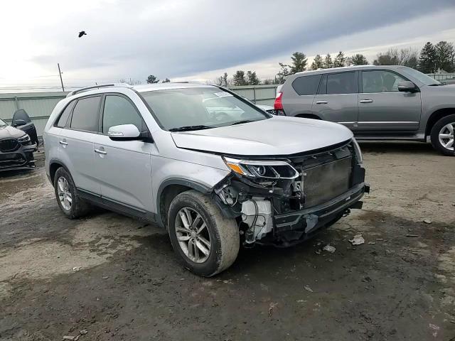 2014 Kia Sorento - Image 11