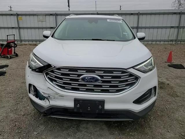 2020 Ford Edge - Image 11