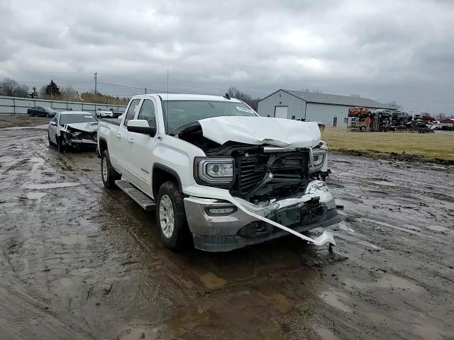 2019 GMC Sierra - Image 10