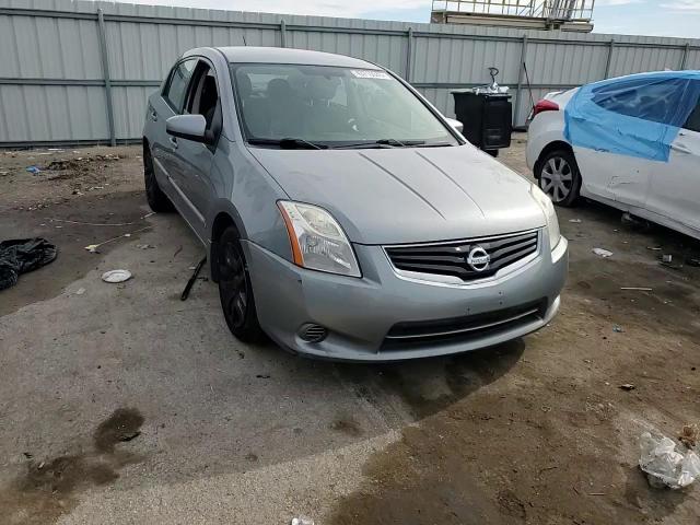 2010 Nissan Sentra - Image 11