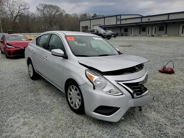 2018 Nissan Versa - Image 11