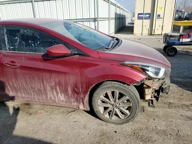 2015 Hyundai Elantra - Image 11