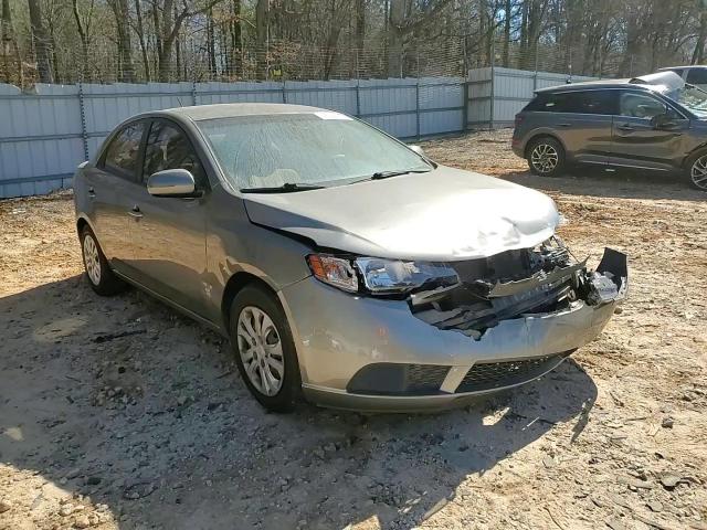 2011 Kia Forte - Image 11