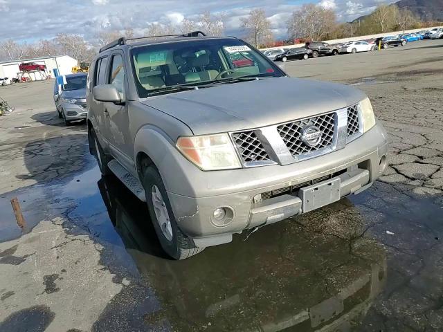 2005 Nissan Pathfinder - Image 12
