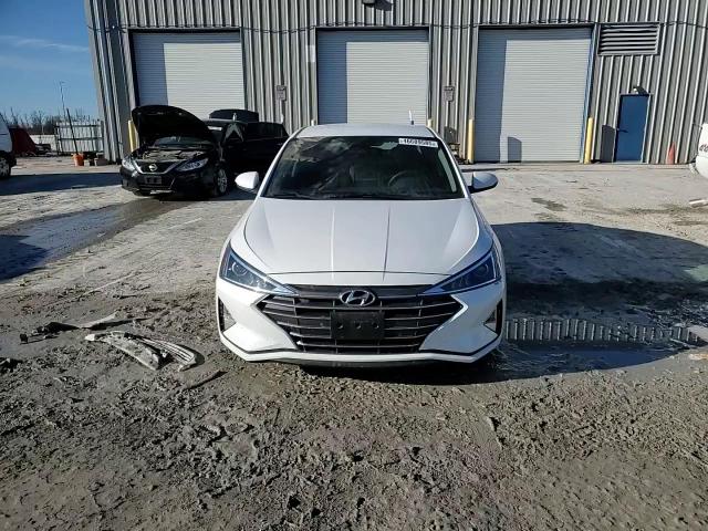 2020 Hyundai Elantra - Image 11