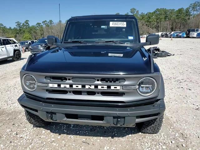 2022 Ford Bronco - Image 15