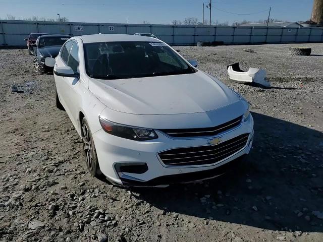 2016 Chevrolet Malibu - Image 11