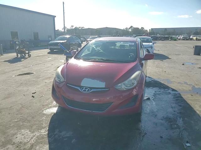 2016 Hyundai Elantra - Image 14