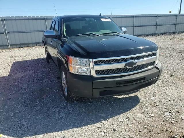2012 Chevrolet Silverado - Image 11