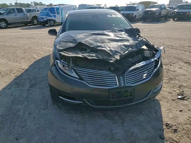 2013 Lincoln MKZ - Image 11