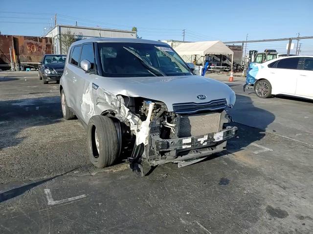 2017 Kia Soul - Image 11