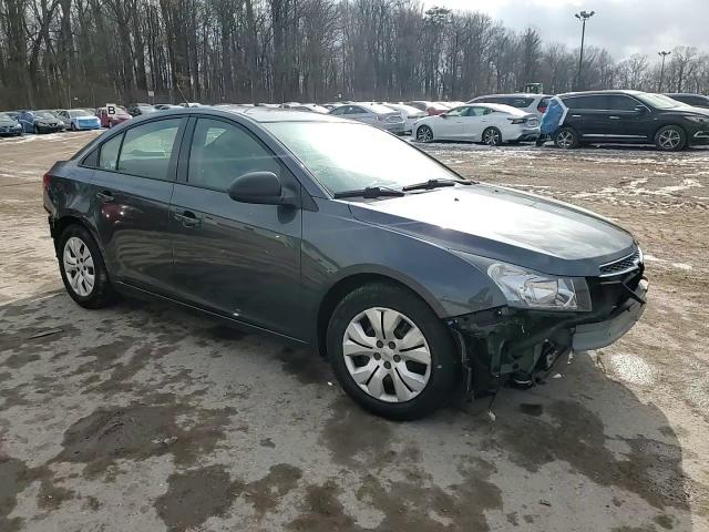 2013 Chevrolet Cruze - Image 14