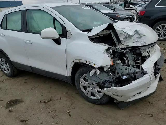 2018 Chevrolet Trax - Image 12