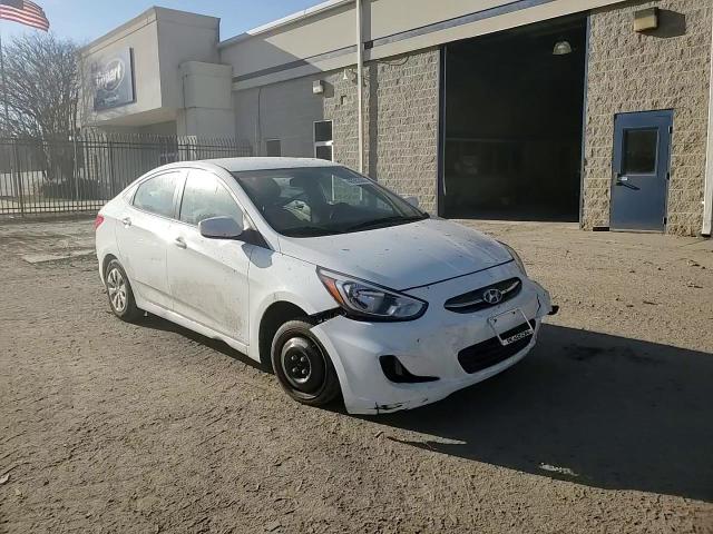 2017 Hyundai Accent - Image 11