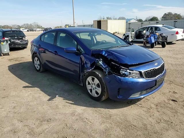 2018 Kia Forte - Image 10